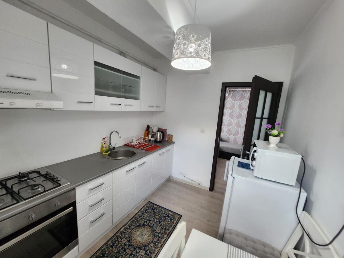New House In Ultra Center Near Iulius & Palas Mall 雅西 外观 照片