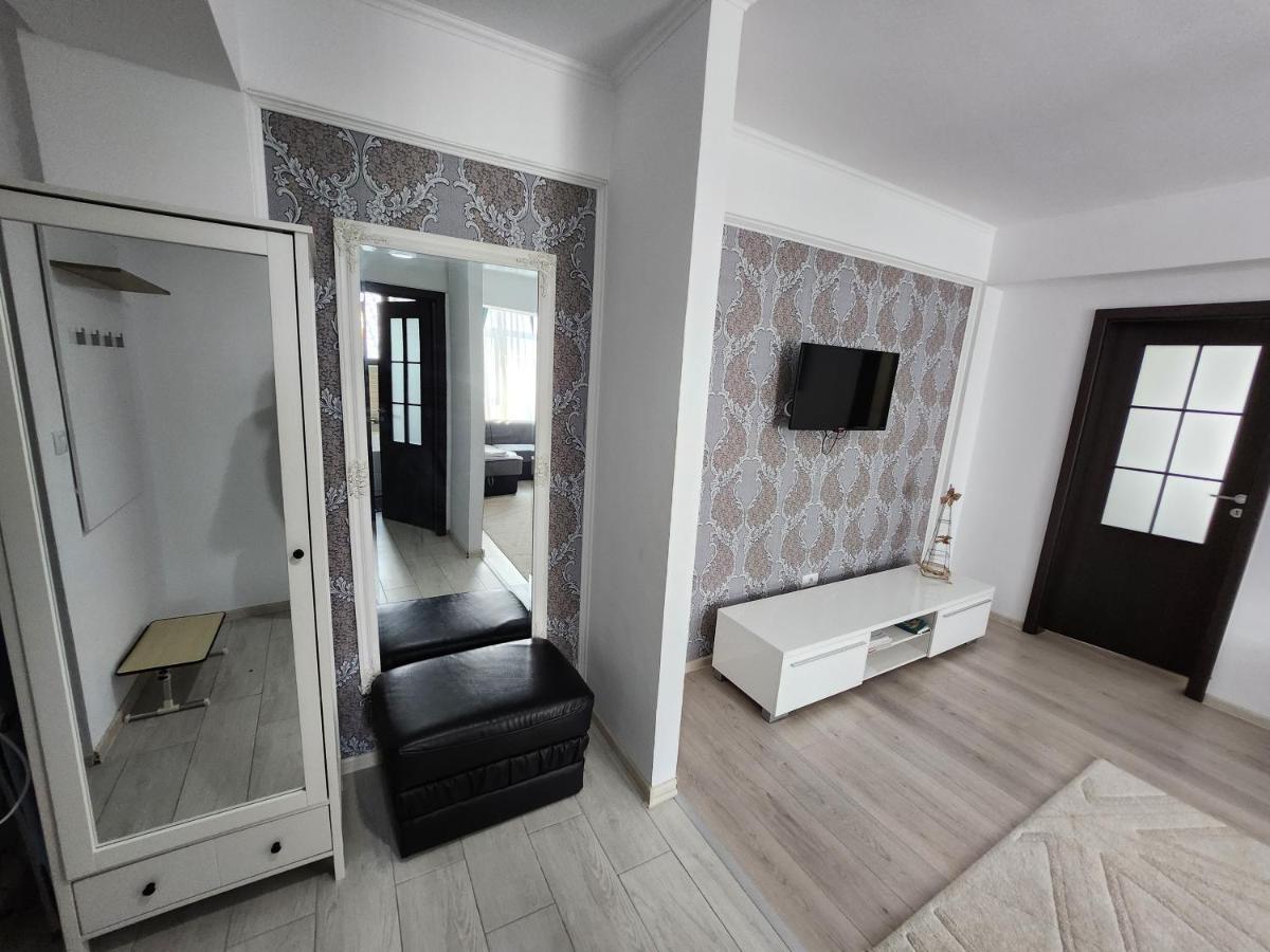 New House In Ultra Center Near Iulius & Palas Mall 雅西 外观 照片