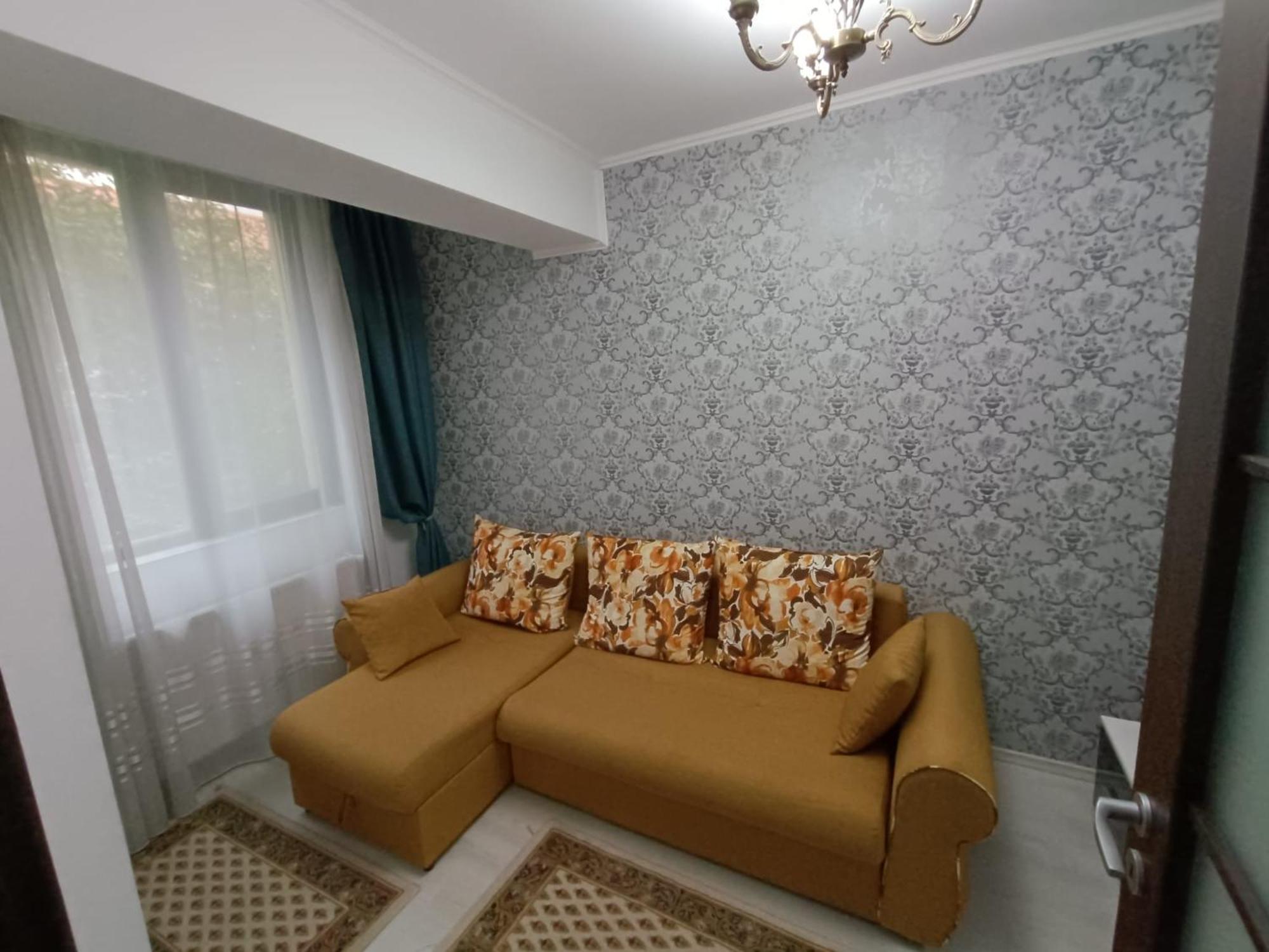 New House In Ultra Center Near Iulius & Palas Mall 雅西 外观 照片